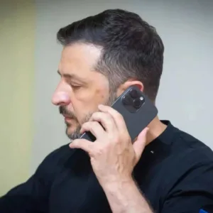 kazakistan cumhurbaskani tokayev ile zelenski telefonda gorustu KGgNxT5T