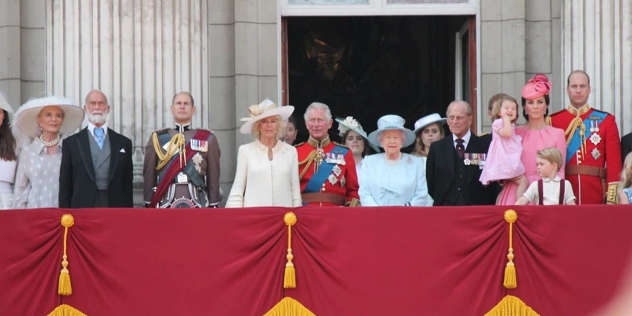 ingiltere kraliyet ailesi aci haberi duyurdu WemXNrKQ