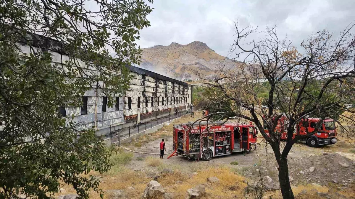 kayseride mobilya fabrikasinda yangin ikjhFP3r