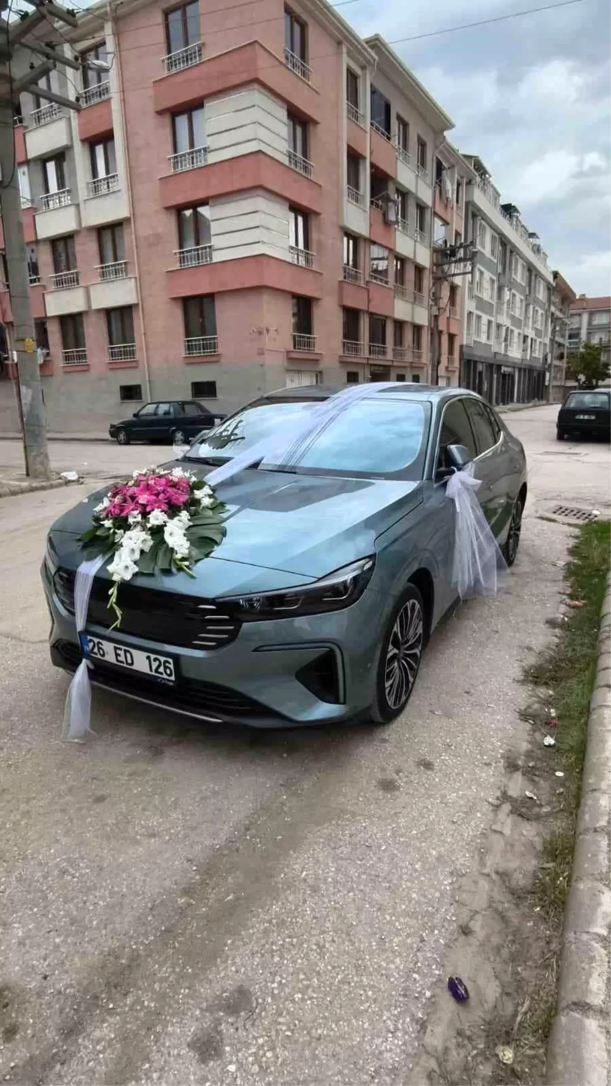 eskisehirde dugun arabasi olarak togg t10f tercih edildi jKmYZ7lj.jpg