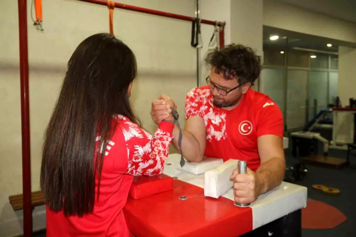 eskisehirli sporcular dunya sampiyonu 4lUph6qx.jpg