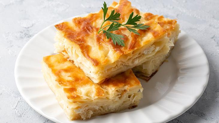 23 yillik seften kurumayan borek tarifi firindan cikmadan 5 dakika once bu karisimi surun 7FMsLaZQ.jpg