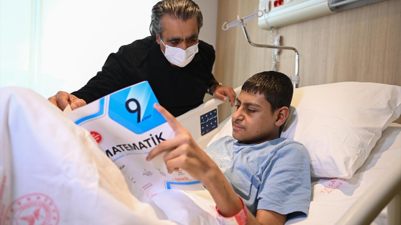 Lösemili Cemal LGS’yi hastane odasında kazandı, Anadolu Lisesine yerleşti