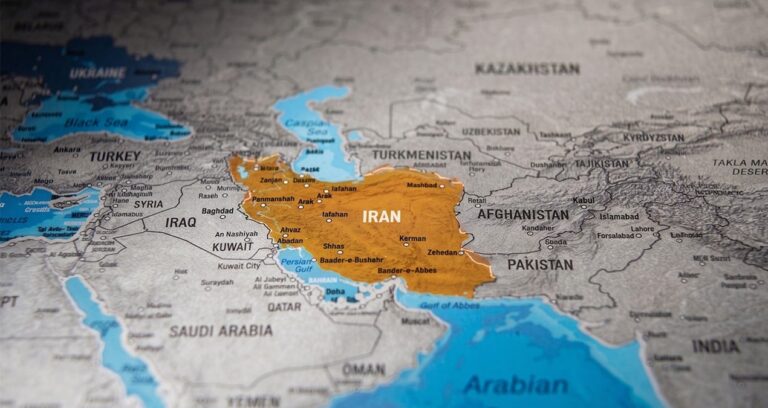 abd-medyasindan-carpici-analiz-iran-savasinda-turkiye-kenarda-kalsa-bile-ates-hattinda-OLqwiQav