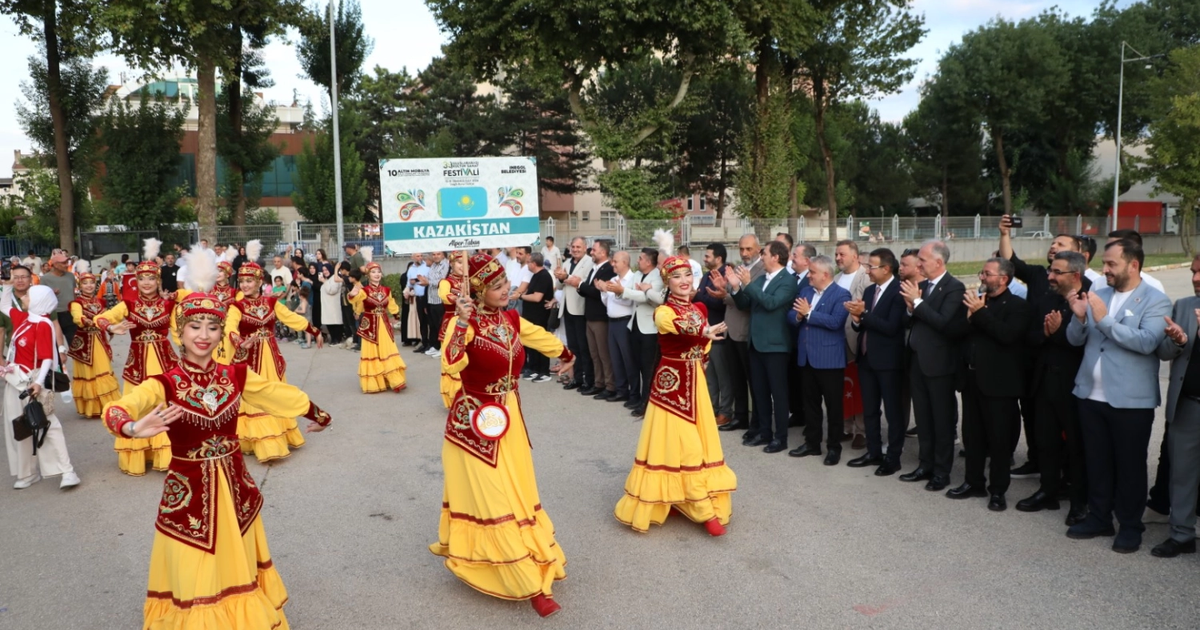 Bursa inegolde kultur sanat festivali cadir etkinlikleriyle sona erdi MR9zcEyw